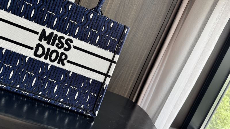 Christian Dior Shopping Bags